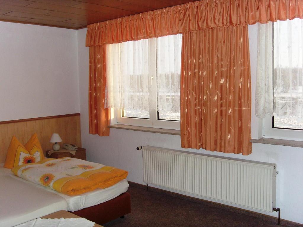 Elbterrassen Zu Brambach Hotel Dessau-Rosslau Exterior photo