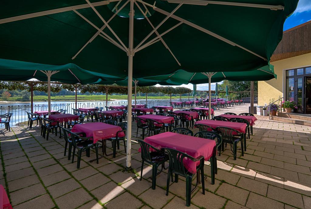 Elbterrassen Zu Brambach Hotel Dessau-Rosslau Exterior photo